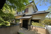 南箱根ダイヤランド　温泉と風格ある日本庭園付き　純和風邸宅
