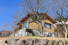 湯河原町吉浜 雄大な水平線と木々の佇まいを楽しむ 新築平家建