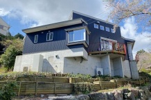 南箱根ダイヤランド 解放感ある高天井の築浅平屋建デザイナーズハウス