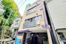 熱海市梅花町 オーナーチェンジ 緑に囲まれた閑静な住宅地